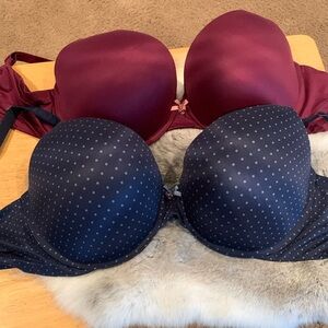 2 Body by Victoria secret bras